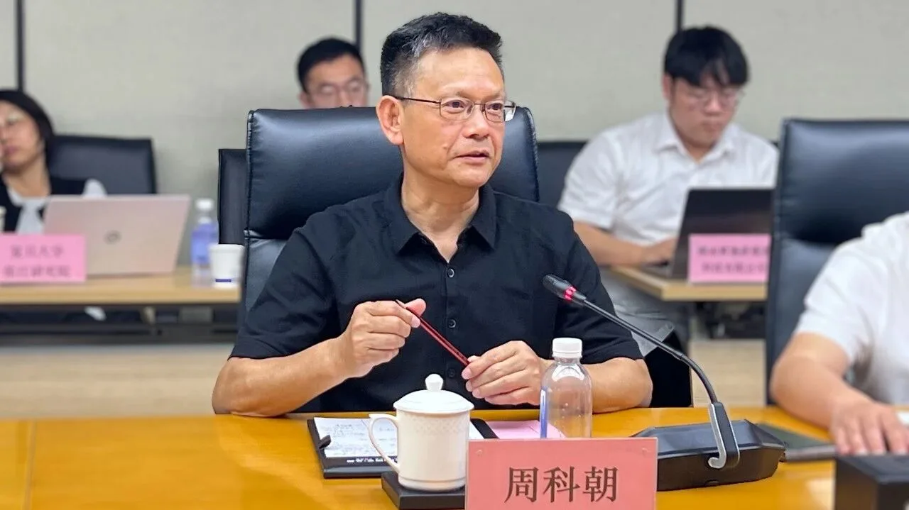 ▲ 周科朝（中南大学粉末冶金国家重点实验室主任、教授）
